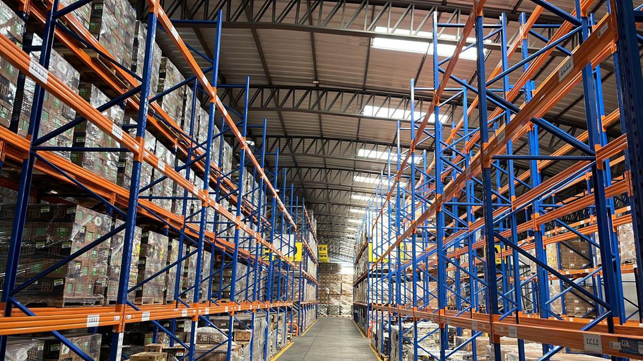 Racks, almacenamiento Industrial